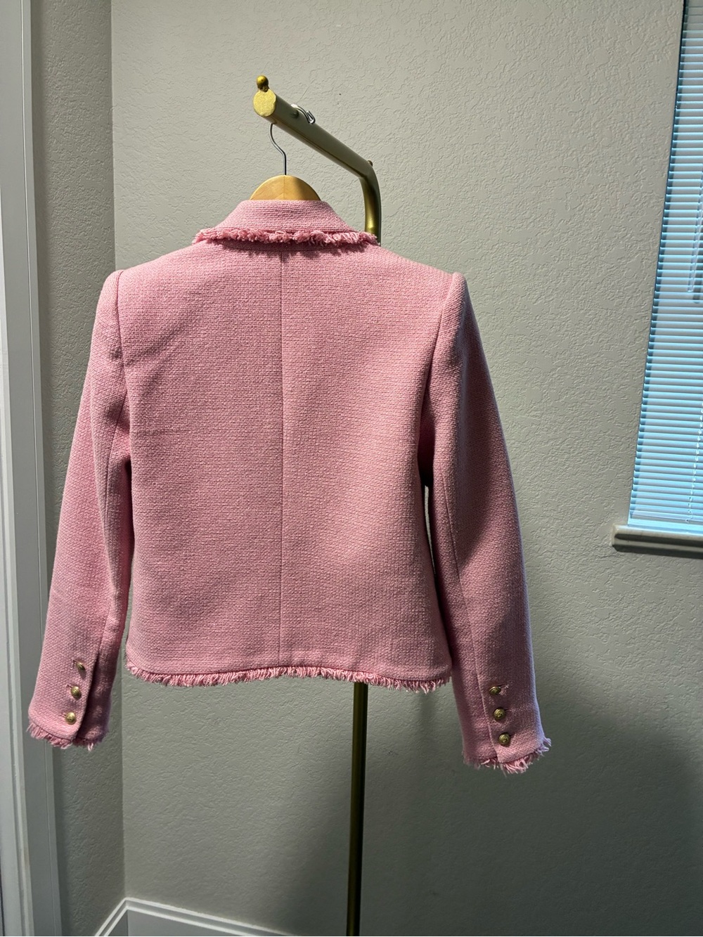 L'AGENCE Pink Frayed Jacket - Picture 4 of 10